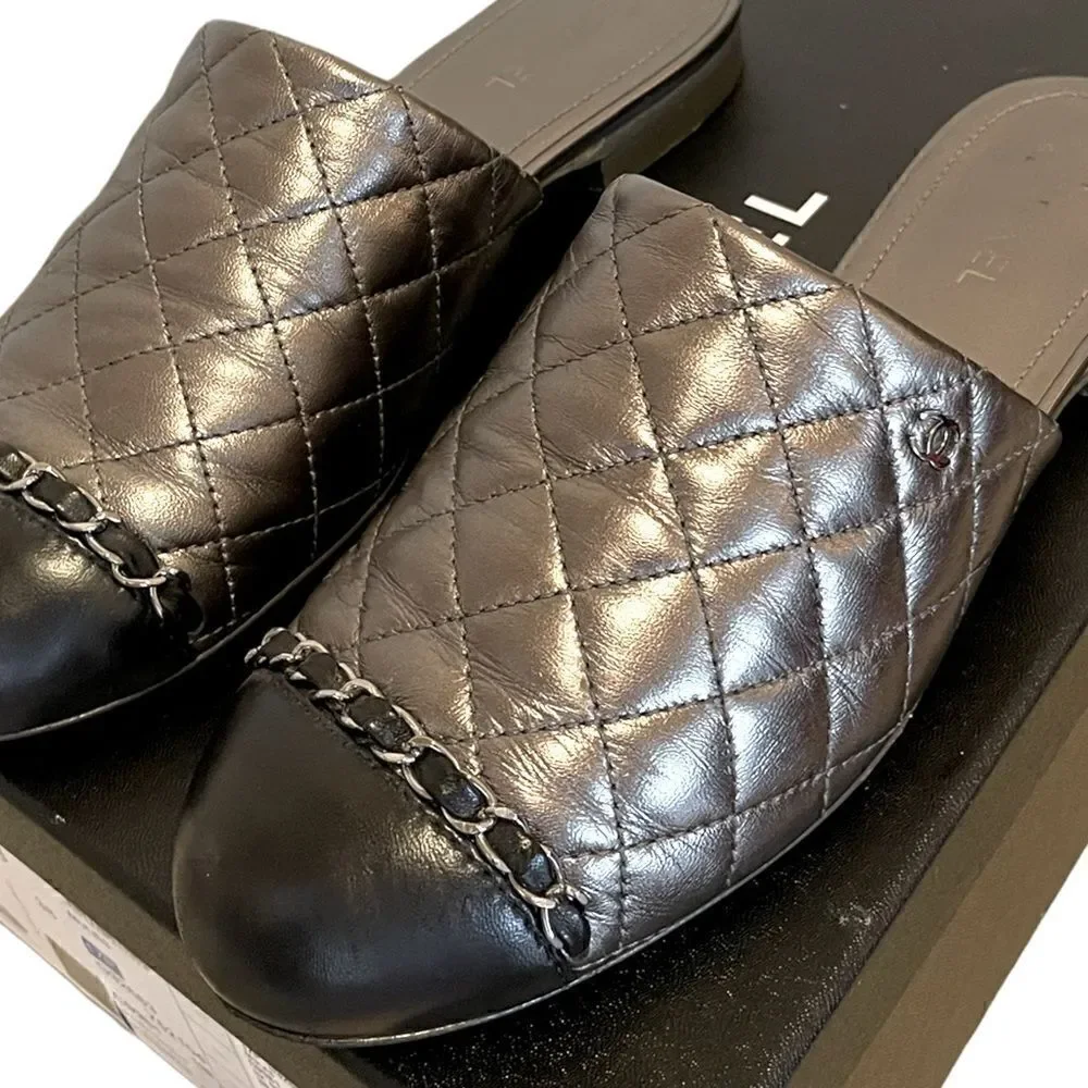 Chanel Iridescent Silver & Black Quilted Lambskin Mules |Size: IT38|